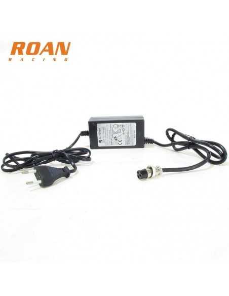 Cargador batería hembra 36V-1.5Ah - Motosapollo.com